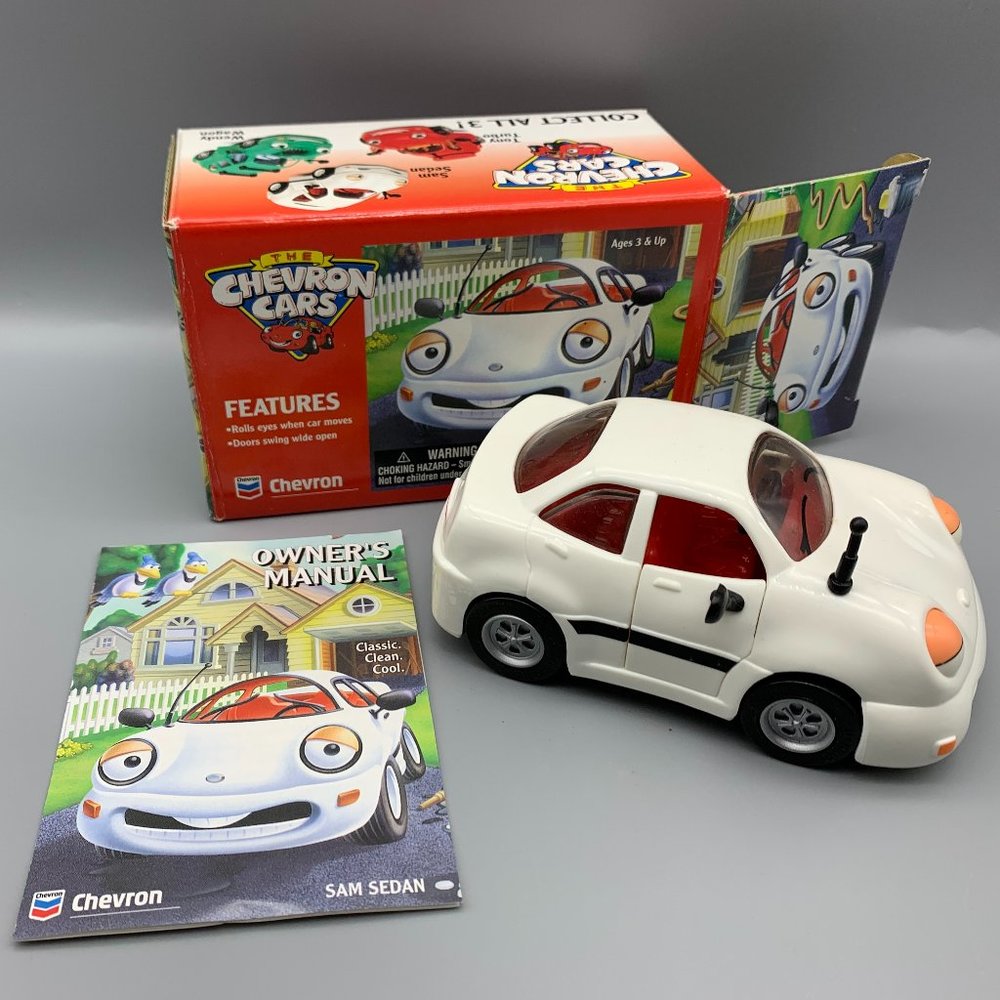 Chevron Cars Sam Sedan 1996 White Collectible Car in Original Box